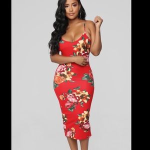 Fashion Nova red Floral stretch dress